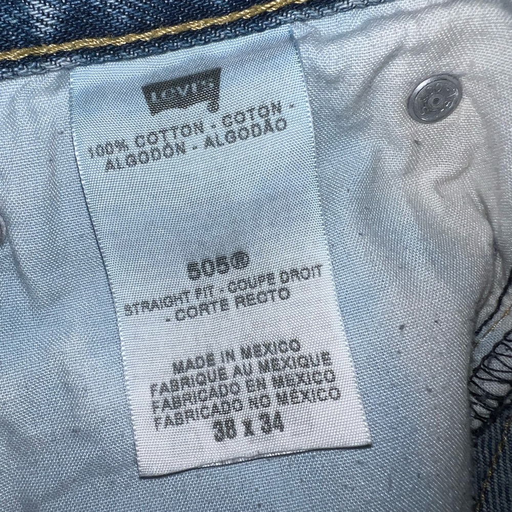 Vintage Levi’s 505 Straight fit denim. Men’s L38 x W34 - Picture 7 of 8